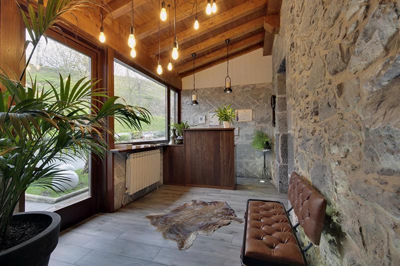 Hotel Larranaga Azpeitia Exterior photo
