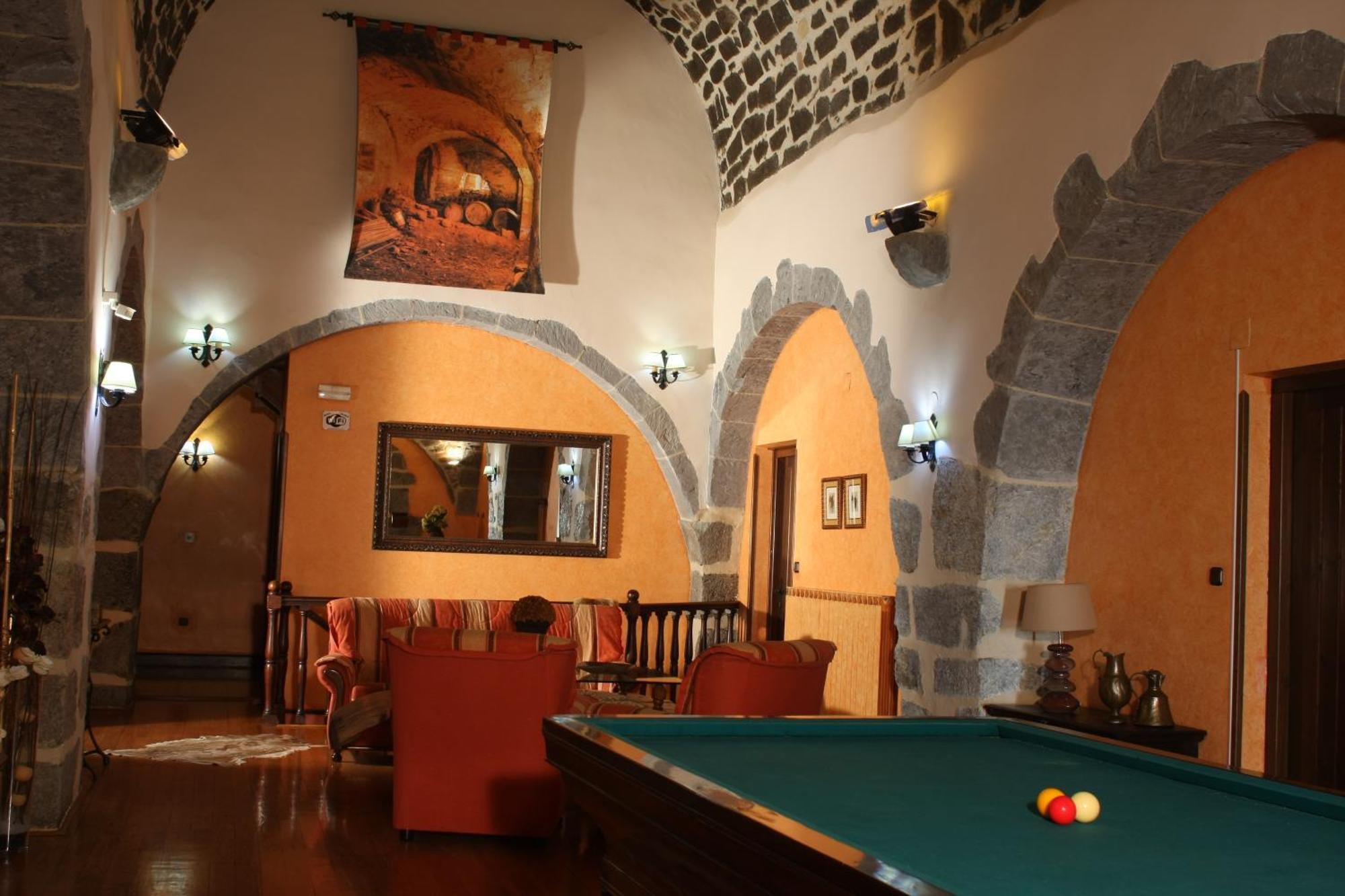 Hotel Larranaga Azpeitia Exterior photo