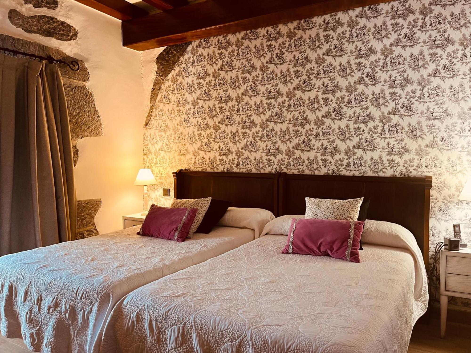 Hotel Larranaga Azpeitia Exterior photo