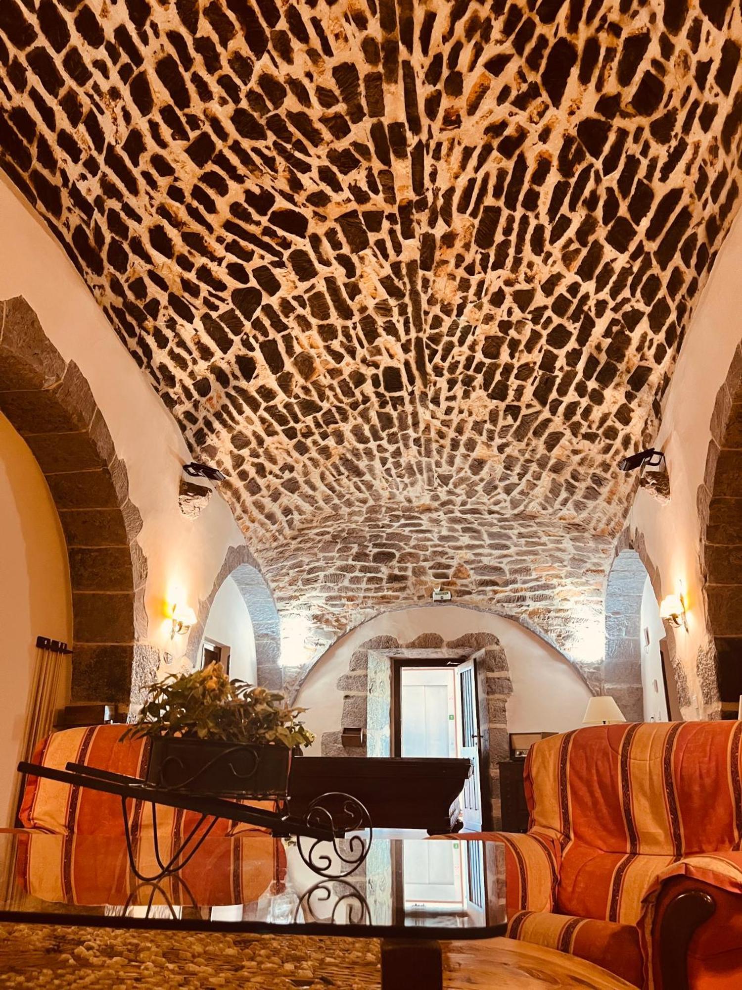 Hotel Larranaga Azpeitia Exterior photo