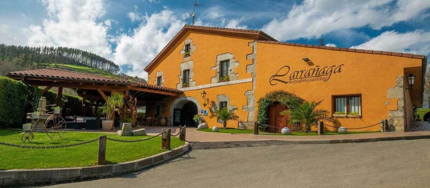Hotel Larranaga Azpeitia Exterior photo