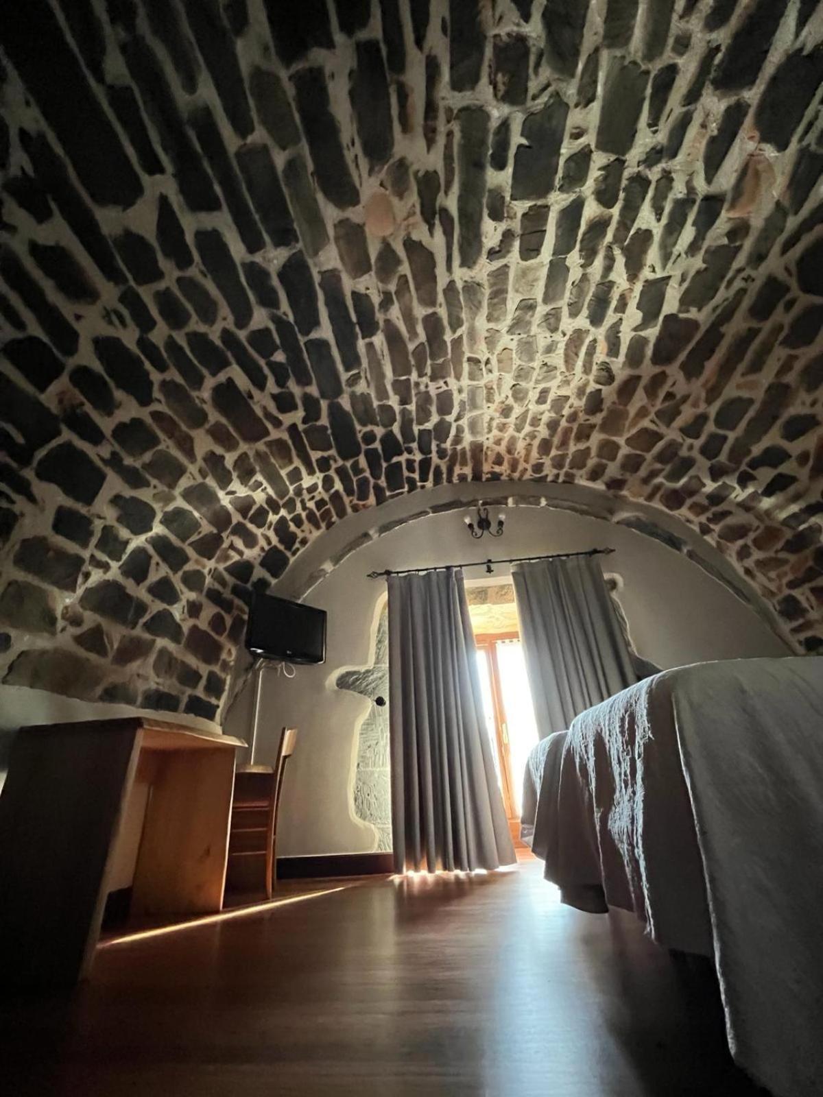 Hotel Larranaga Azpeitia Exterior photo