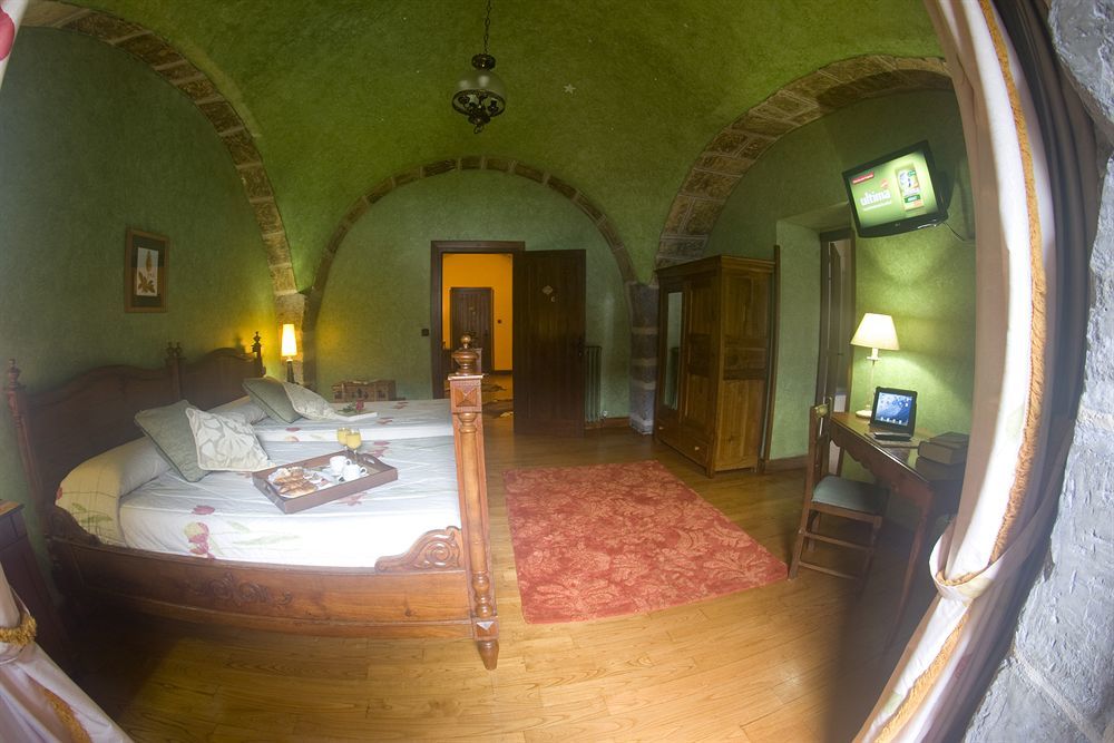 Hotel Larranaga Azpeitia Exterior photo